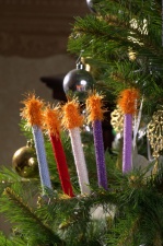 Новогодние ёлочные украшения «Свечки» ручной работы разноцветные набор 5 штук